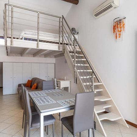 Cozy Mezzanine Apartment By Wonderful Italy Bologna Buitenkant foto
