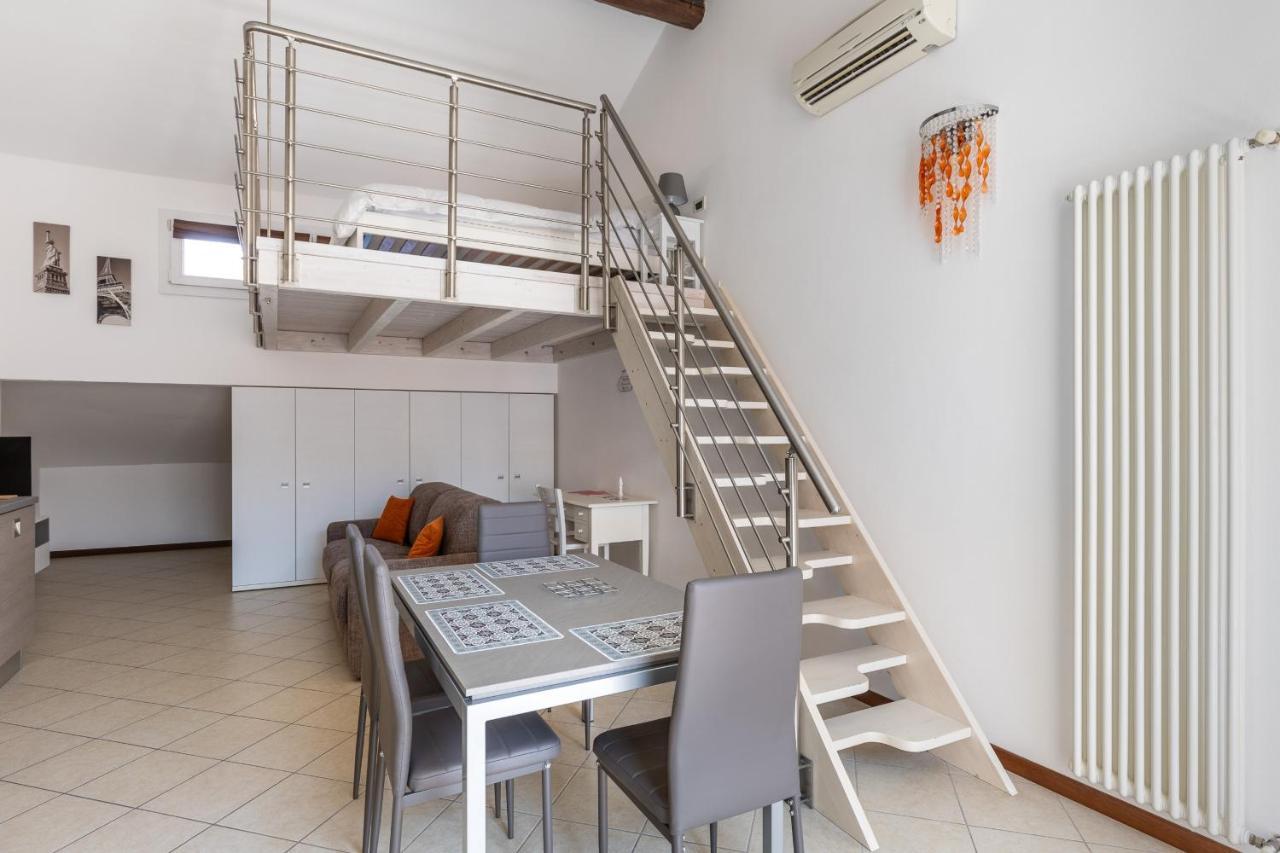 Cozy Mezzanine Apartment By Wonderful Italy Bologna Buitenkant foto